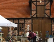Museumshof mit Töpfermarkt